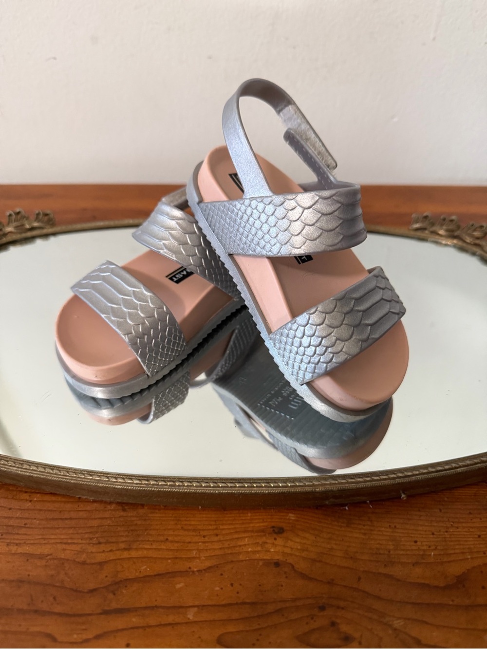 Mini Melissa Silver Textured Two-Strap Platform Sandals 🌷